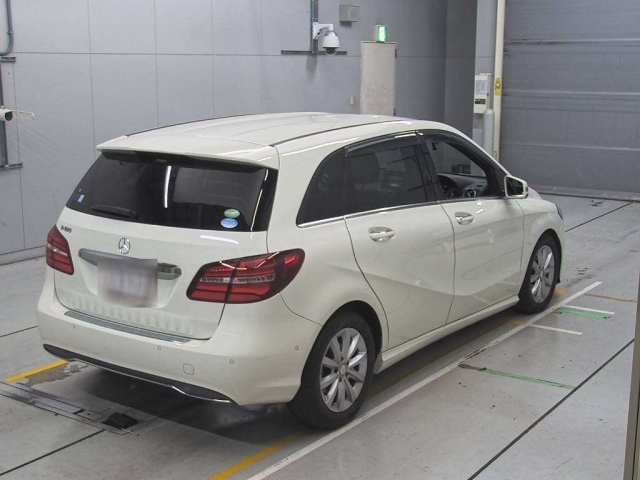 MERCEDES BENZ B CLASS 2016