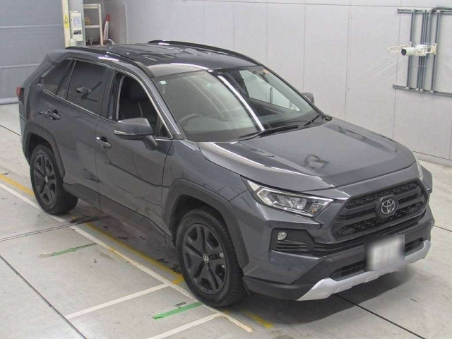 TOYOTA RAV4 2024