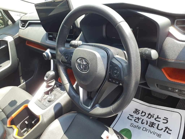 TOYOTA RAV4 2024