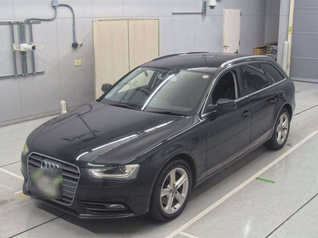 AUDI A4 2012