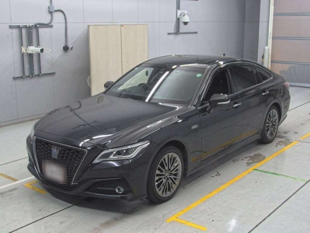 TOYOTA CROWN 2018