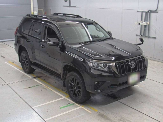 TOYOTA LAND CRUISER PRADO 2020