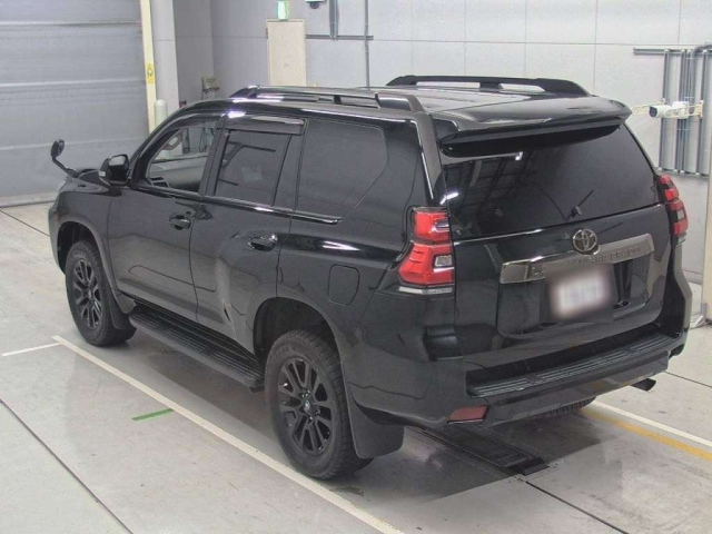 TOYOTA LAND CRUISER PRADO 2020