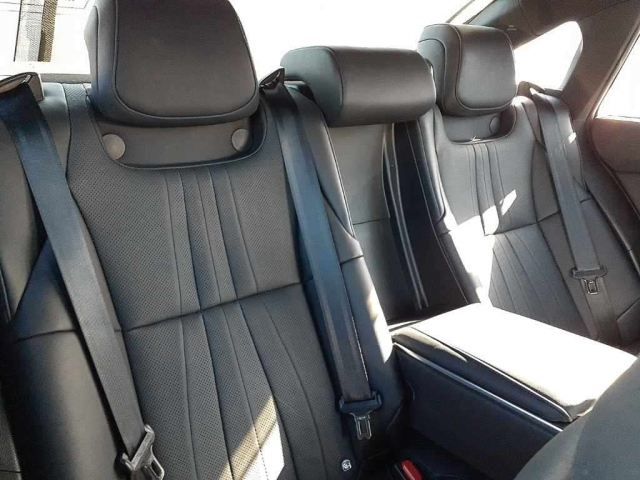 TOYOTA CROWN 2018