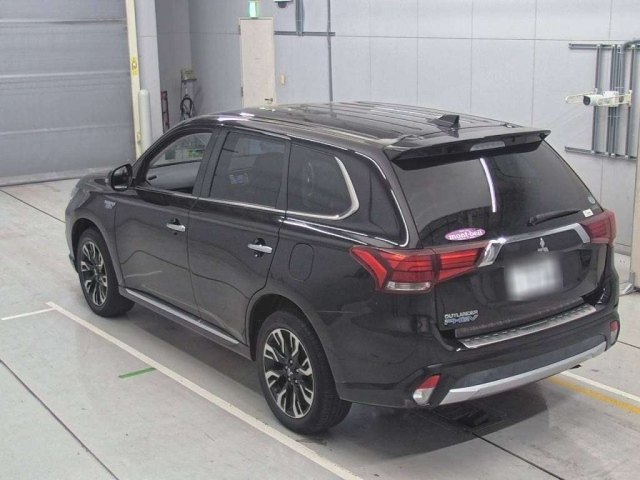 MITSUBISHI OUTLANDER PHEV 2018