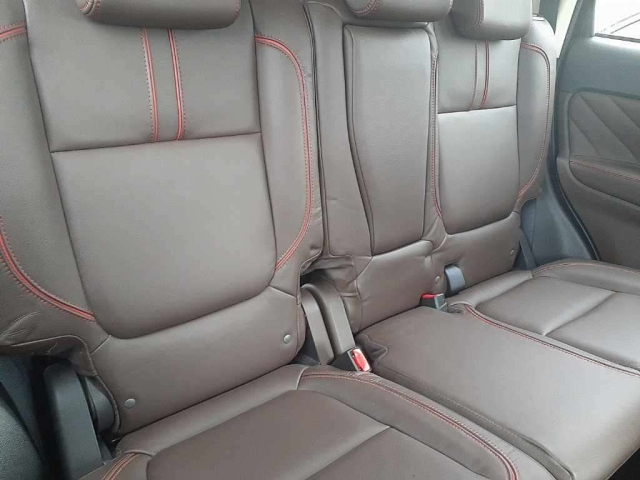 MITSUBISHI OUTLANDER PHEV 2018