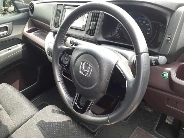 HONDA N WGN 2014