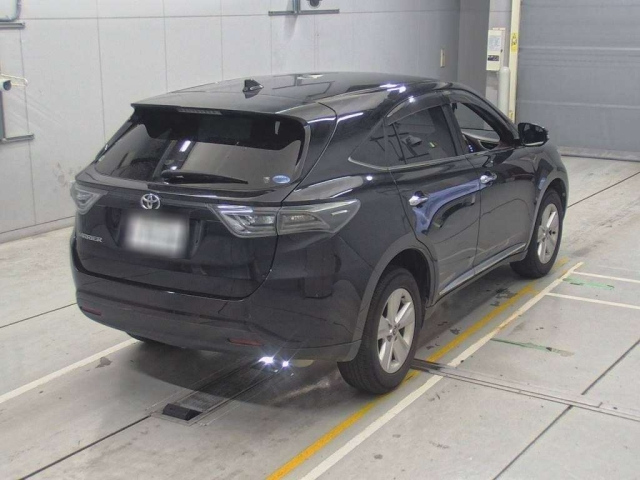 TOYOTA HARRIER 2014