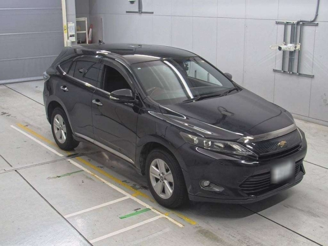 TOYOTA HARRIER 2014
