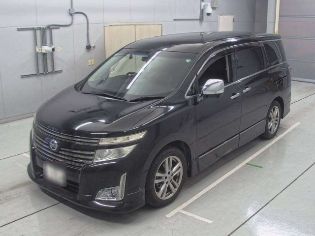 NISSAN ELGRAND 2010