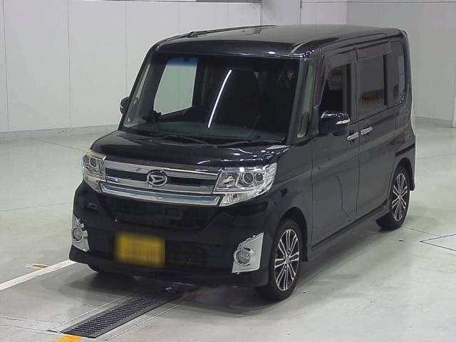 DAIHATSU TANTO 2014