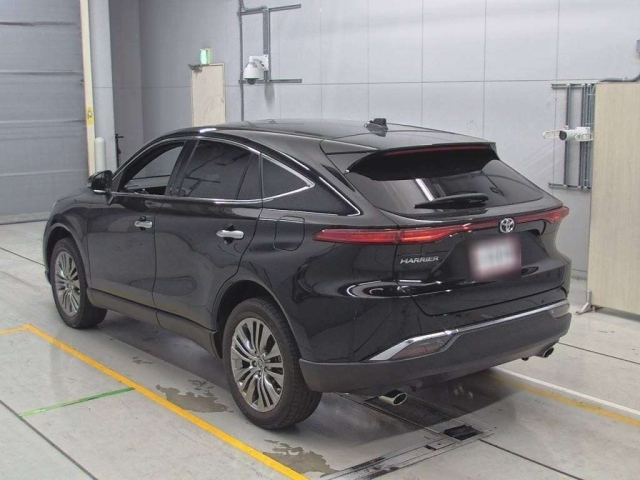 TOYOTA HARRIER 2021