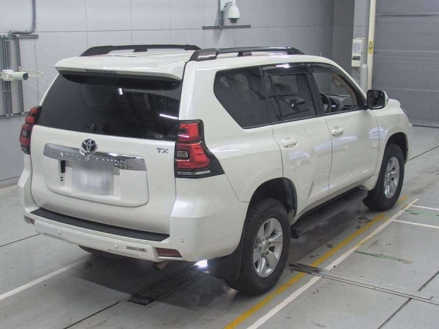 TOYOTA LAND CRUISER PRADO 2021