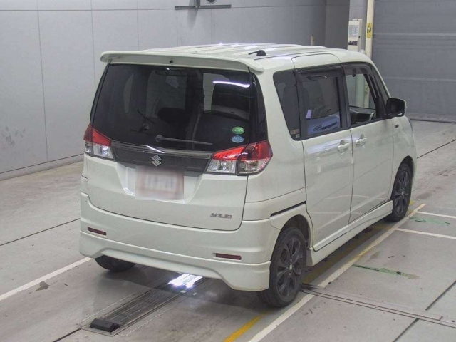 SUZUKI SOLIO 2012