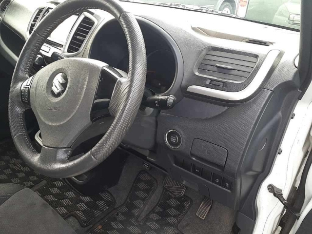 SUZUKI SOLIO 2012