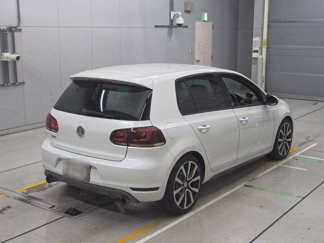 VOLKSWAGEN GOLF 2011