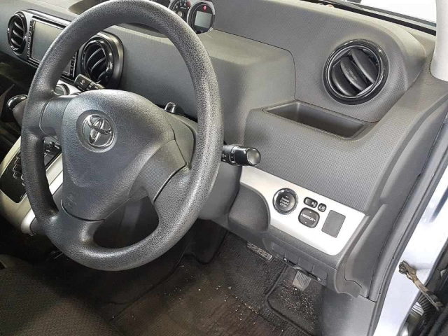 TOYOTA COROLLA RUMION 2009