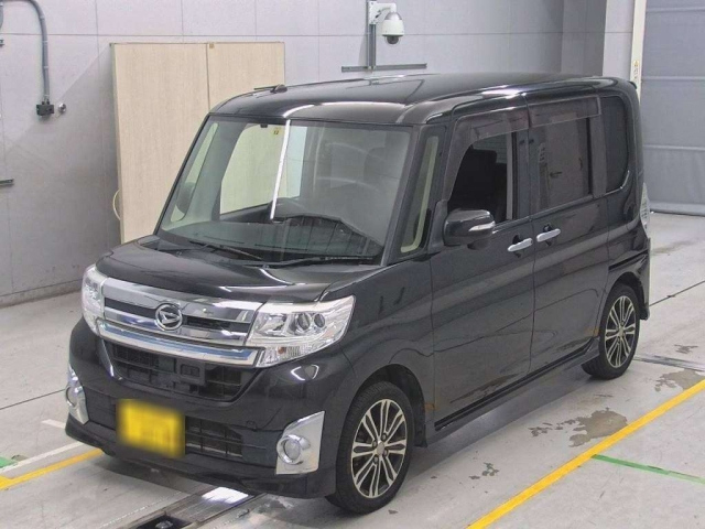 DAIHATSU TANTO 2014