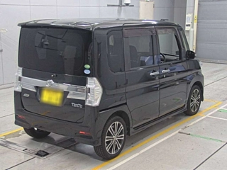 DAIHATSU TANTO 2014