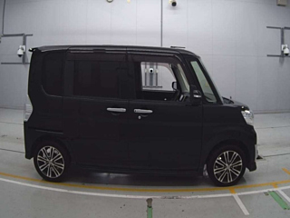 DAIHATSU TANTO 2014