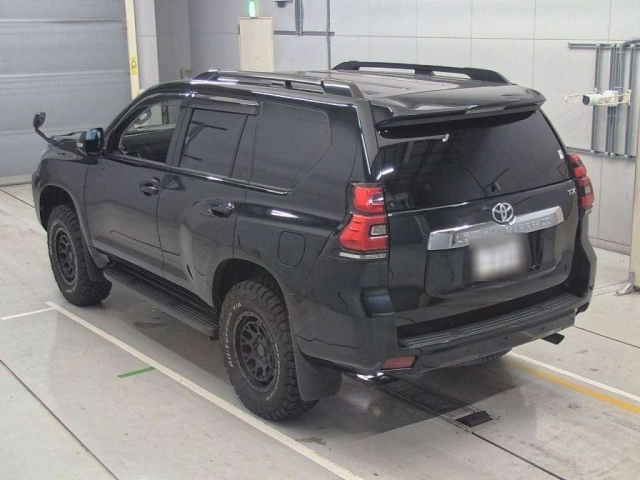 TOYOTA LAND CRUISER PRADO 2022