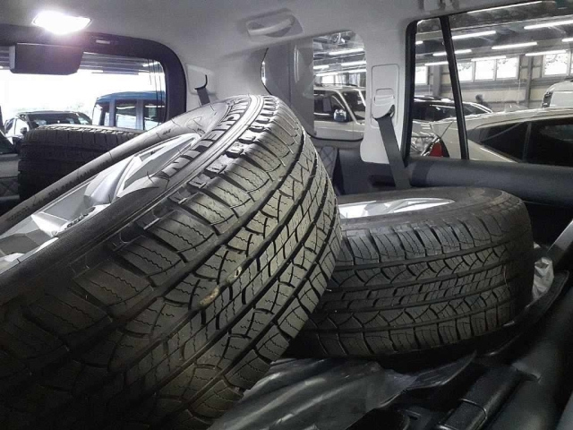 TOYOTA LAND CRUISER PRADO 2022
