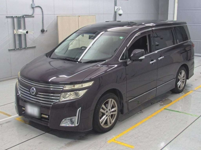 NISSAN ELGRAND 2011