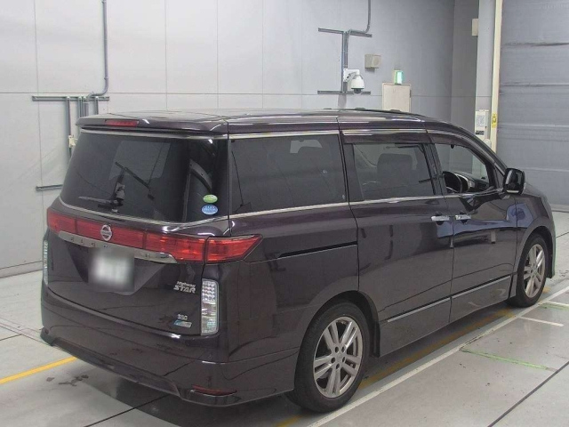 NISSAN ELGRAND 2011
