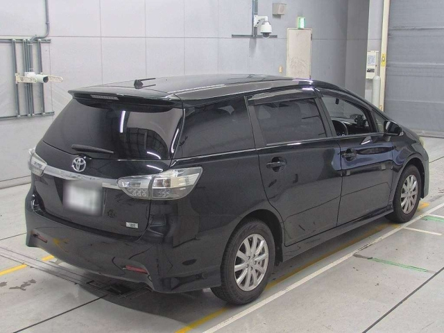 TOYOTA WISH 2014