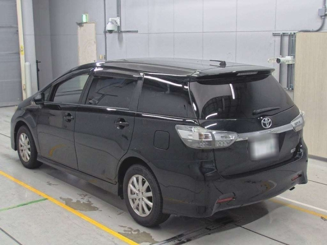 TOYOTA WISH 2014