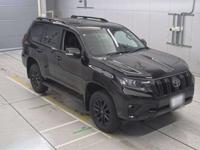 TOYOTA LAND CRUISER PRADO 2023