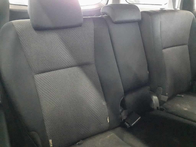 TOYOTA WISH 2012