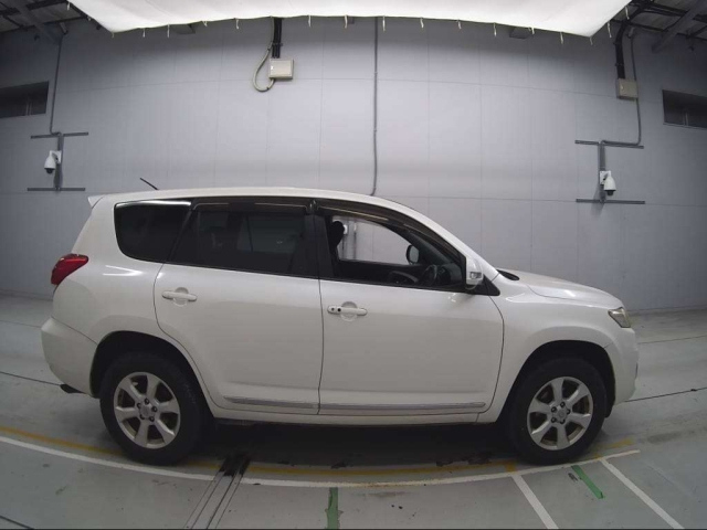 TOYOTA VANGUARD 2013