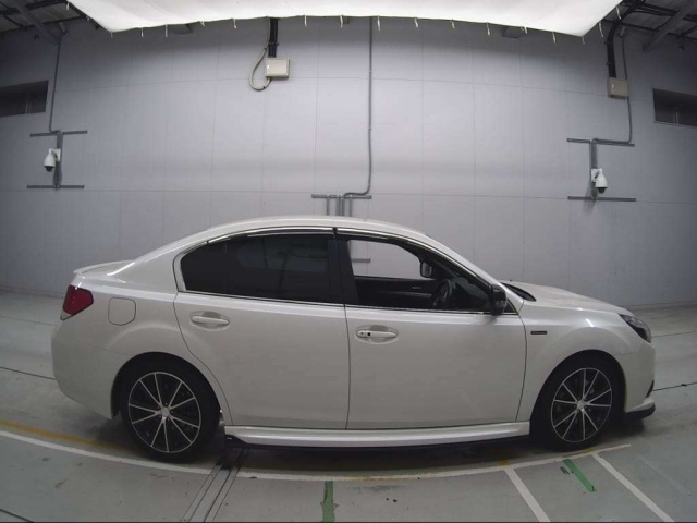 SUBARU LEGACY B4 2014