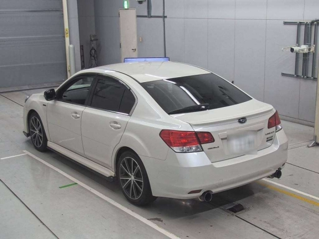 SUBARU LEGACY B4 2014