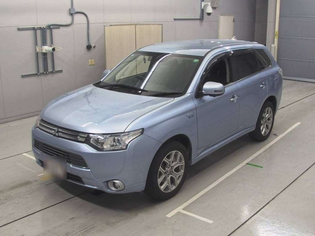 MITSUBISHI OUTLANDER PHEV 2013