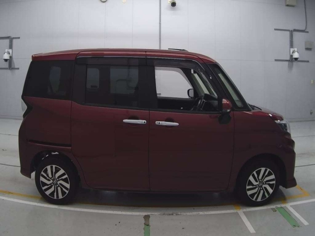 TOYOTA ROOMY 2021