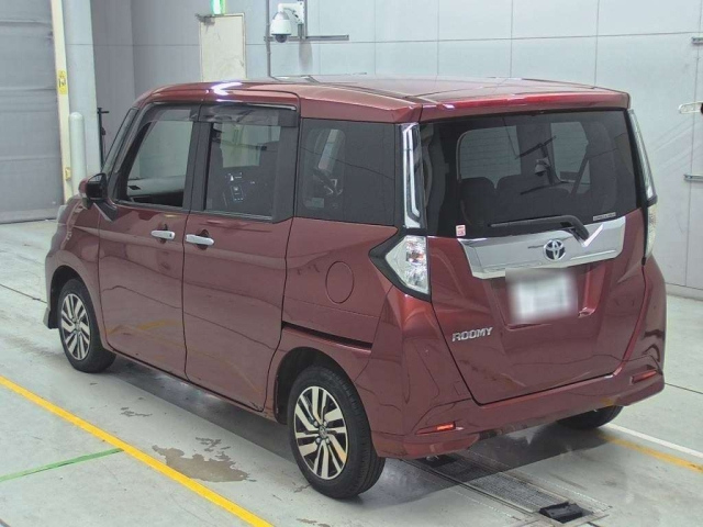 TOYOTA ROOMY 2021