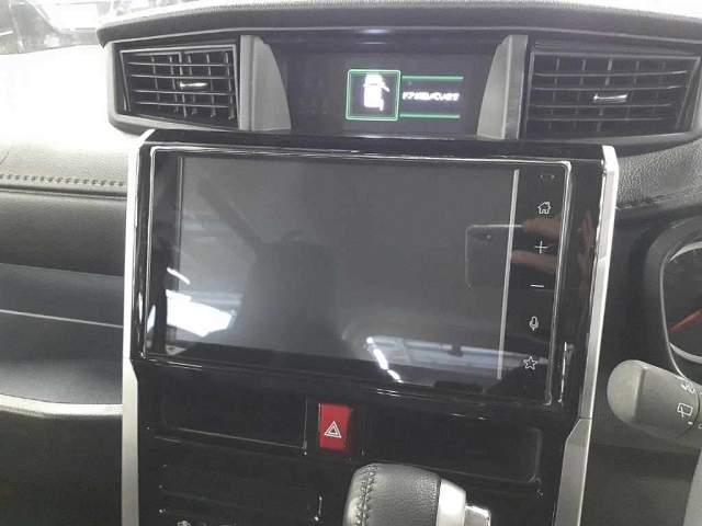 TOYOTA ROOMY 2021