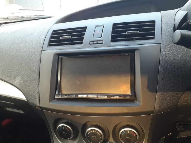 MAZDA AXELA 2009