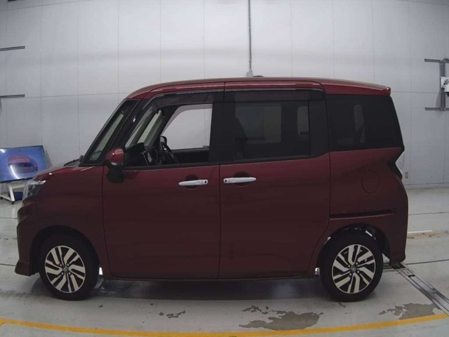 TOYOTA ROOMY 2021