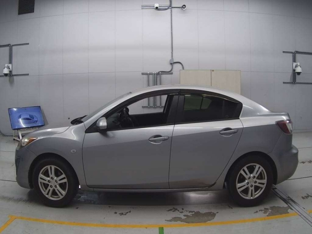 MAZDA AXELA 2009