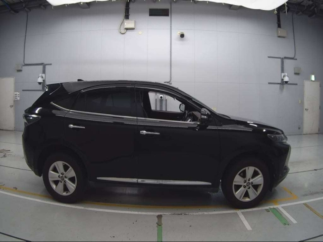 TOYOTA HARRIER 2015