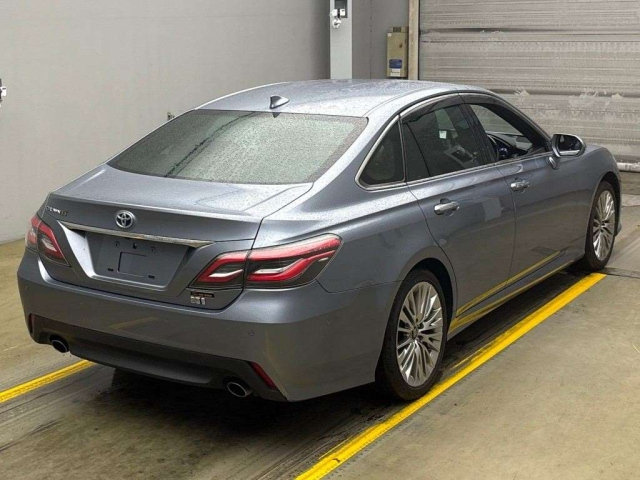 TOYOTA CROWN 2020