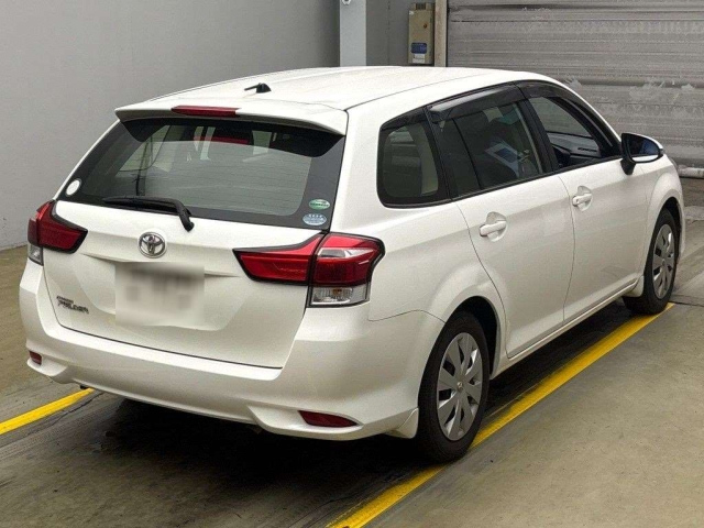TOYOTA COROLLA FIELDER 2016