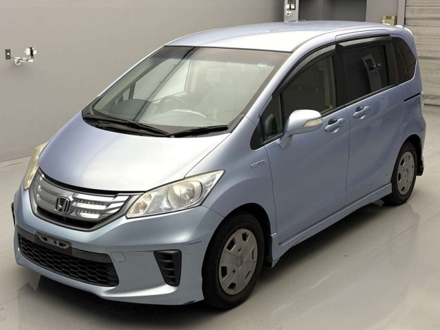 HONDA FREED 2012