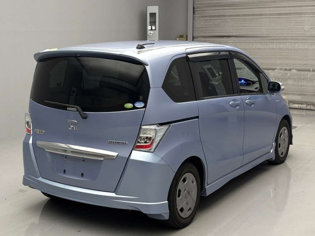 HONDA FREED 2012