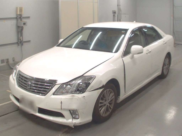 TOYOTA CROWN 2012