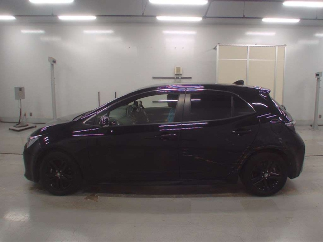 TOYOTA COROLLA SPORT 2021