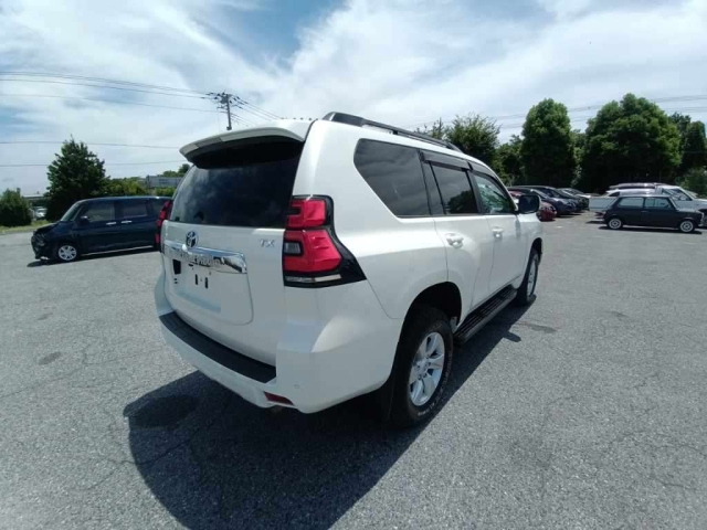 TOYOTA LAND CRUISER PRADO 2020